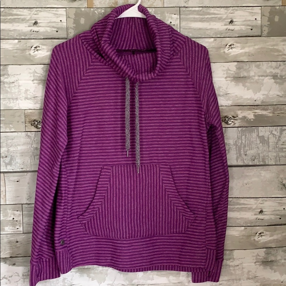 Outdoor research sweatshirt